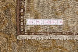 Corner detail of 1900s Bibikabad rug showing border pattern and Wool pile