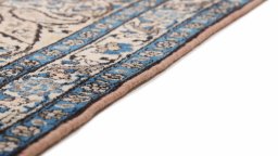 Close-up detail of 1910s Dorokhsh rug from Iran / Persia showing Wool weave