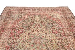 Surface texture of 1950s Dorokhsh rug with natural Wool and intricate pattern