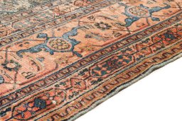 Central medallion detail of 1900s Dorokhsh rug from Iran / Persia