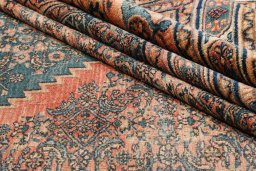 Close-up detail of 1900s Dorokhsh rug from Iran / Persia showing Wool weave