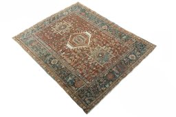 Close-up detail of 1930s Gharajeh rug from Iran / Persia showing Wool weave
