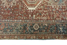 Close-up detail of 1930s Gharajeh rug from Iran / Persia showing Wool weave