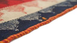 Central medallion detail of New Ghashghai rug from Iran / Persia