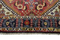 Central medallion detail of 2000s Ghashghai rug from Iran / Persia