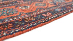 Central medallion detail of 1920s Hamedan rug from Iran / Persia
