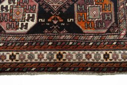 Central medallion detail of 2000s Hamedan rug from Iran / Persia