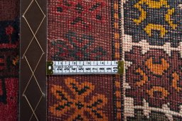 Close-up detail of 2000s Hamedan rug from Iran / Persia showing Wool weave