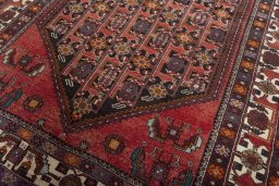 Central medallion detail of 2000s Hamedan rug from Iran / Persia