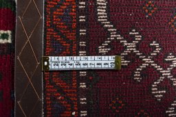 Close-up detail of 2000s Hamedan rug from Iran / Persia showing Wool weave