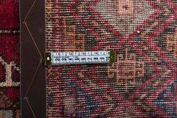 Close-up detail of 1970s Hamedan rug from Iran / Persia showing Wool weave