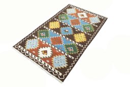 Corner detail of New Hamedan rug showing border pattern and Wool pile
