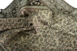 Corner detail of 1970s Hamedan rug showing border pattern and Wool pile