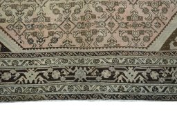 Central medallion detail of 1970s Hamedan rug from Iran / Persia