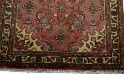 Central medallion detail of New Hamedan rug from Iran / Persia