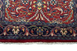 Central medallion detail of New Hamedan rug from Iran / Persia