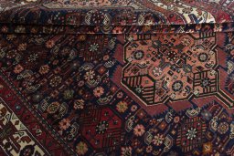 Close-up detail of 2000s Hamedan rug from Iran / Persia showing Wool weave
