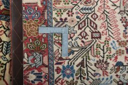 Close-up detail of New Hamedan rug from Iran / Persia showing Wool weave
