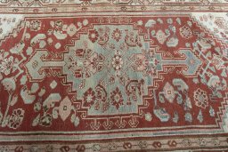 Central medallion detail of 1950s Hamedan rug from Iran / Persia