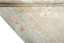 Close-up detail of 1950s Hamedan rug from Iran / Persia showing Wool weave