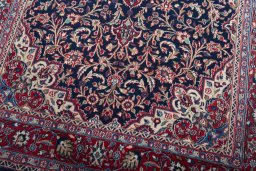 Close-up detail of New Hamedan rug from Iran / Persia showing Wool weave