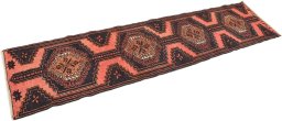 Close-up detail of 1960s Hamedan rug from Iran / Persia showing Wool weave