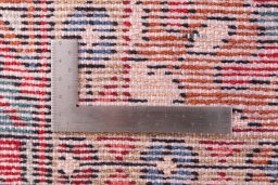 Close-up detail of 1996s Hamedan rug from Iran / Persia showing Wool weave