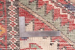 Close-up detail of 1996s Hamedan rug from Iran / Persia showing Wool weave