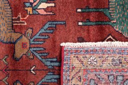 Close-up detail of 1996s Hamedan rug from Iran / Persia showing Wool weave