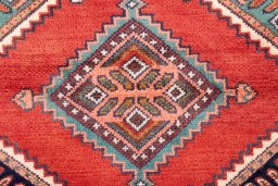 Full view of 1985s Hamedan rug from Iran / Persia, 310 × 88 cm in Red tones
