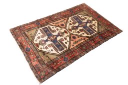 Close-up detail of 1995s Hamedan rug from Iran / Persia showing Wool weave