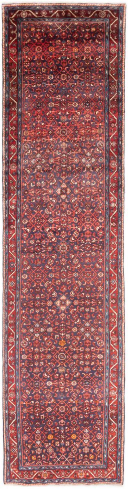 Full view of 1986s Hamedan rug from Iran / Persia, 435 × 105 cm in Red tones
