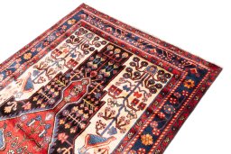 Surface texture of 1997s Hamedan rug with natural Wool and intricate pattern