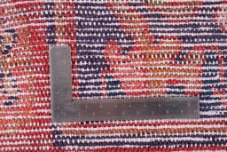 Corner detail of 1997s Hamedan rug showing border pattern and Wool pile
