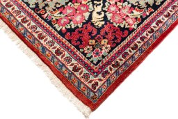 Central medallion detail of 2002s Hamedan rug from Iran / Persia