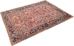 Corner detail of 1920s Heriz rug showing border pattern and Wool pile
