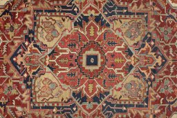 Close-up detail of 1900s Heriz rug from Iran / Persia showing Wool weave
