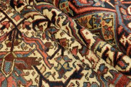 Full view of 1920s Heriz rug from Iran / Persia, 314 × 246 cm in Cream tones