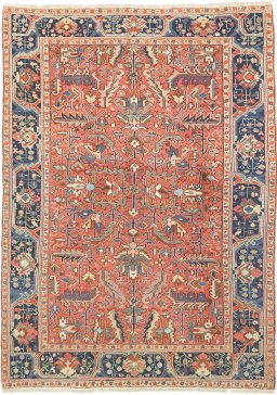 Full view of 1920s Heriz rug from Iran / Persia, 325 × 238 cm in Red tones