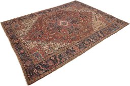 Close-up detail of 1930s Heriz rug from Iran / Persia showing Wool weave