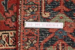Full view of 1900s Heriz rug from Iran / Persia, 147 × 107 cm in Red tones