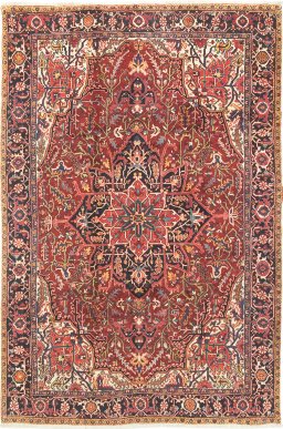 Full view of 1940s Heriz rug from Iran / Persia, 351 × 234 cm in Red tones