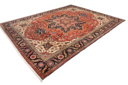 Close-up detail of 1990s Heriz rug from Iran / Persia showing Wool weave