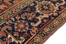 Close-up detail of 1940s Heriz rug from Iran / Persia showing Wool weave