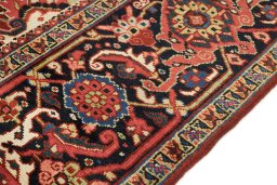 Close-up detail of 1940s Heriz rug from Iran / Persia showing Wool weave
