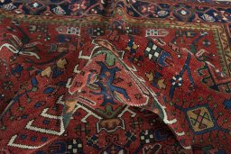 Close-up detail of 1930s Heriz rug from Iran / Persia showing Wool weave
