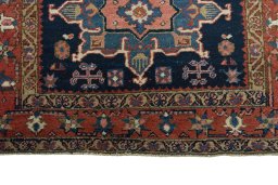 Central medallion detail of 1930s Heriz rug from Iran / Persia
