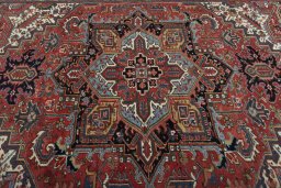 Central medallion detail of 1930s Heriz rug from Iran / Persia