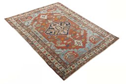 Close-up detail of 1930s Heriz rug from Iran / Persia showing Wool weave