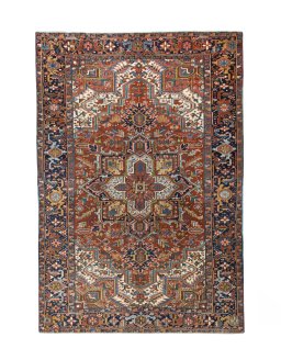 Full view of 1930s Heriz rug from Iran / Persia, 325 × 220 cm in Red tones